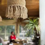 L'onda Otel